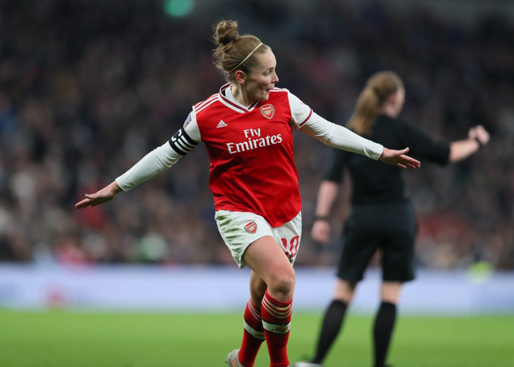Late goal sees Arsenal sneak into semi-finals of Conti Cup