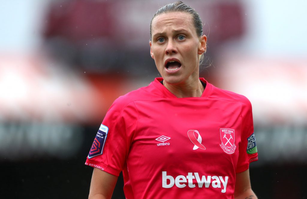 Australian international midfielder joins West Ham United on a permanent basis