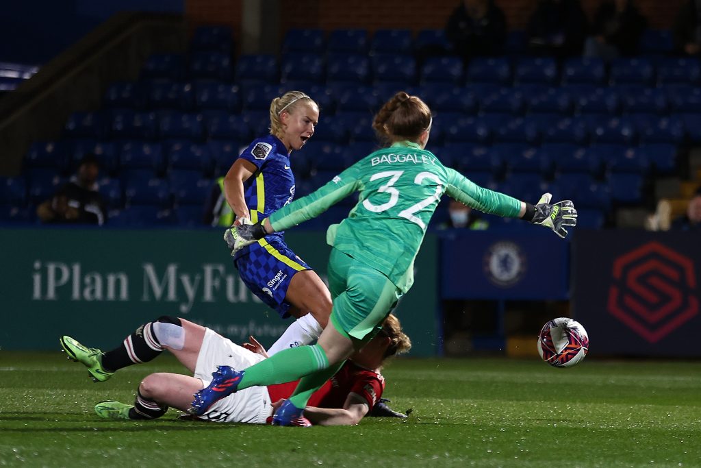 Chelsea end Manchester United’s winning run to advance to Conti Cup final