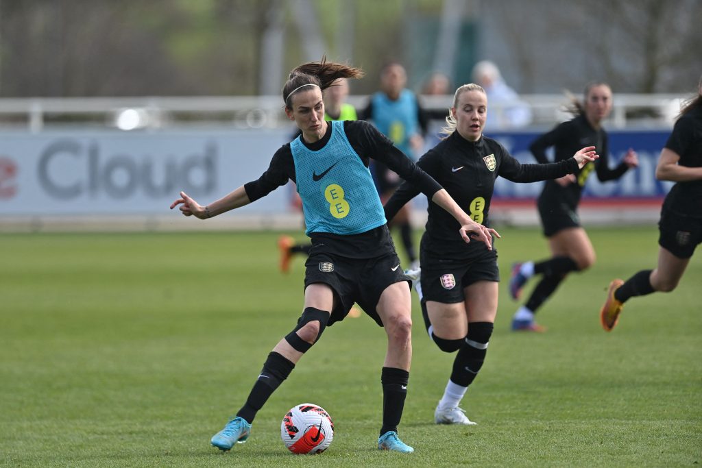 England midfielder Scott on selection, her role for the Lionesses and EURO expectation