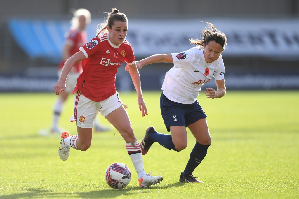 Spurs midfielder Clémaron joins Swiss club Servette FCCF
