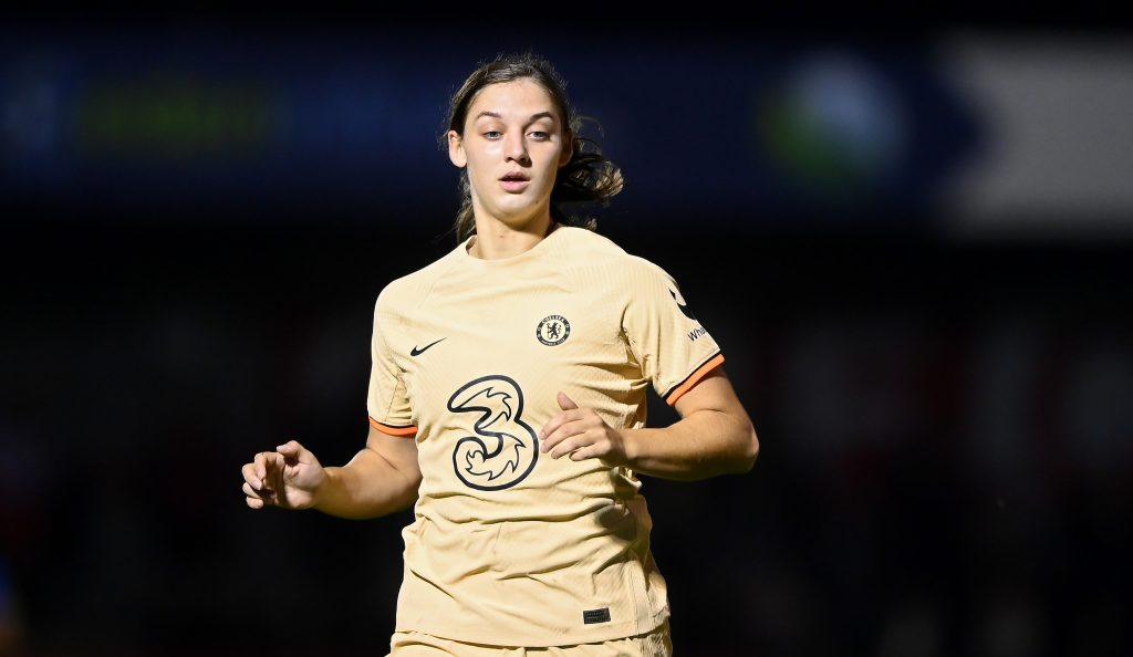 Chelsea defender Nouwen completes loan move to AC Milan