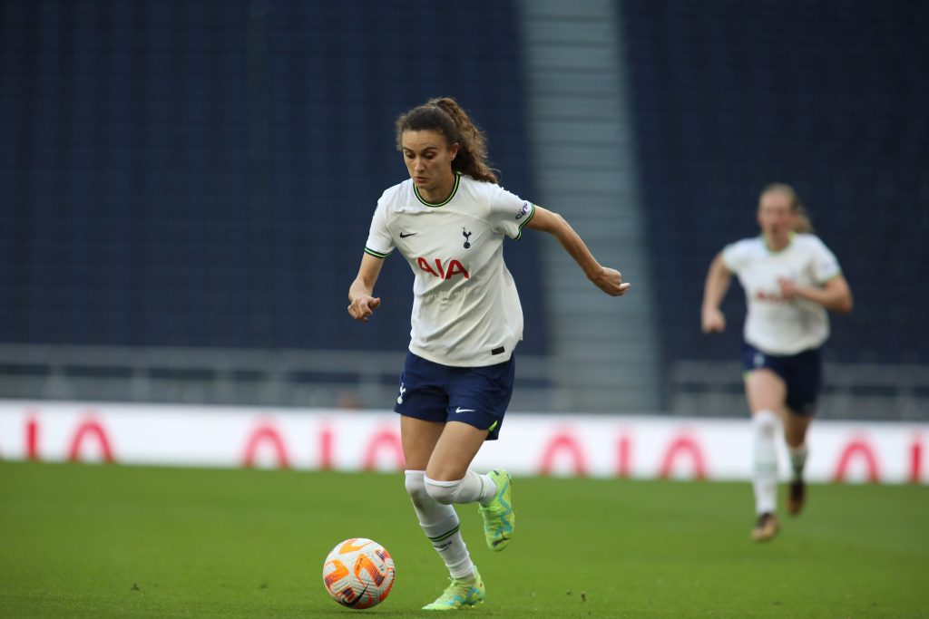 Spurs forward Ayane pens new two-year deal