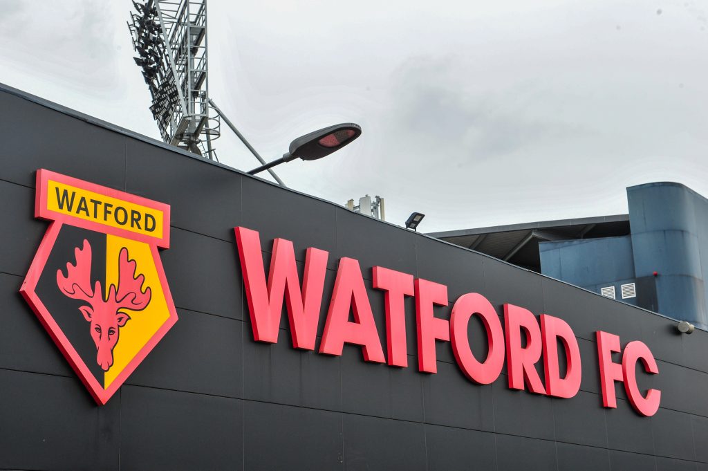 Watford complete signing of full-back León