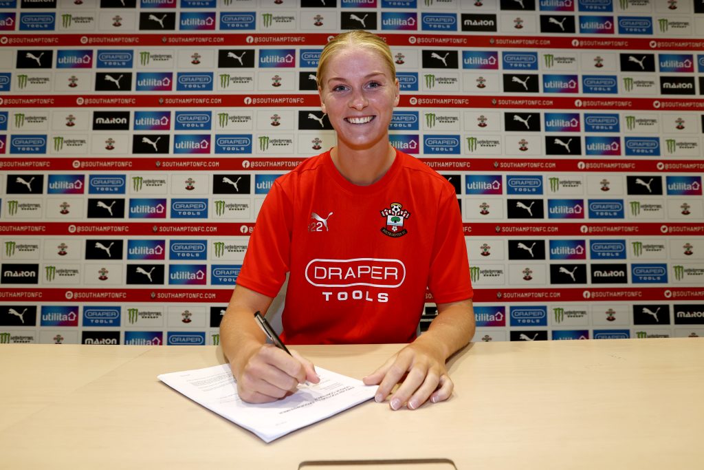 Southampton sign former Sheffield United goalkeeper Stenson