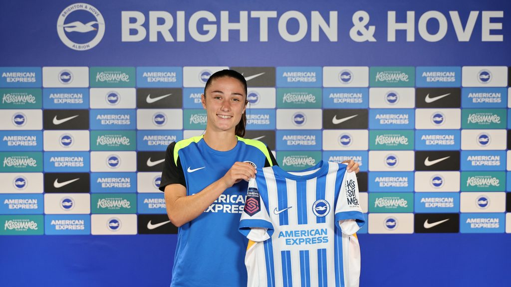 Brighton & Hove Albion loan Barcelona forward Vilamala