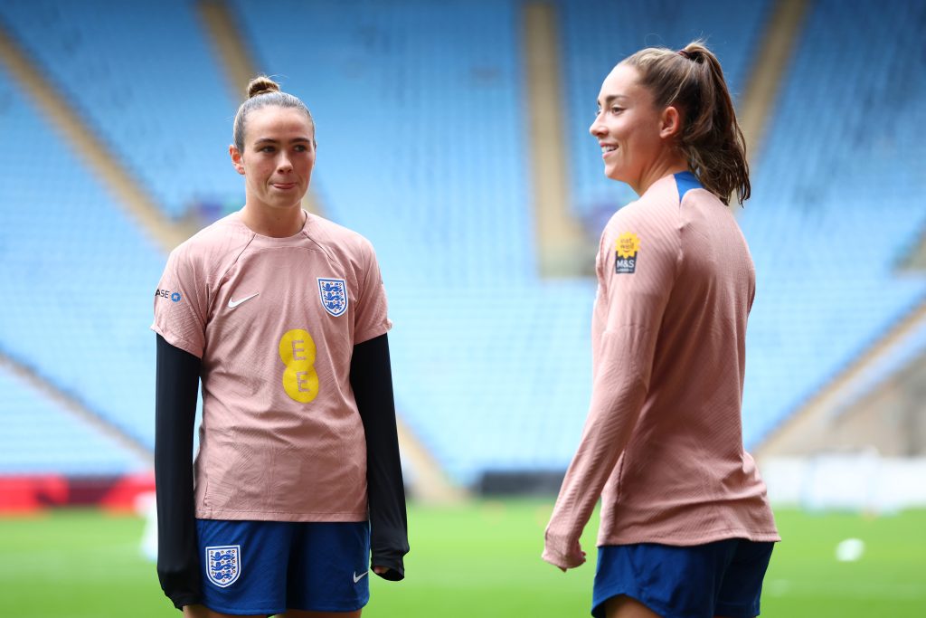 Le Tissier backs Manchester United teammate Clinton to shine for club and country