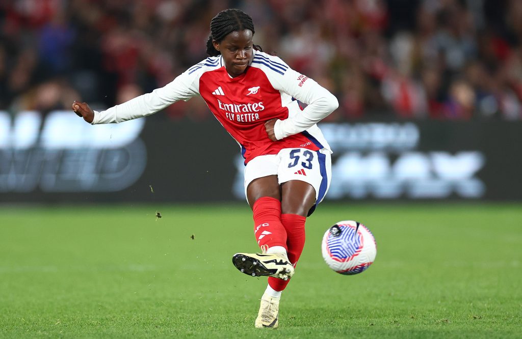 Arsenal’s teenage winger Lia signs first professional deal