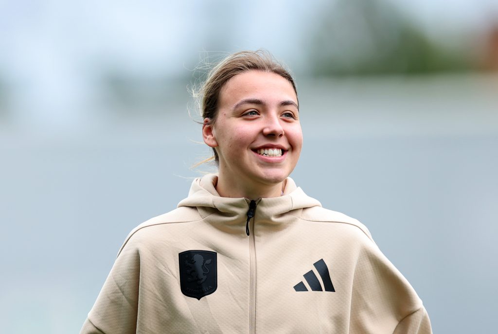 London City Lionesses sign Aston Villa goalkeeper Poor on loan