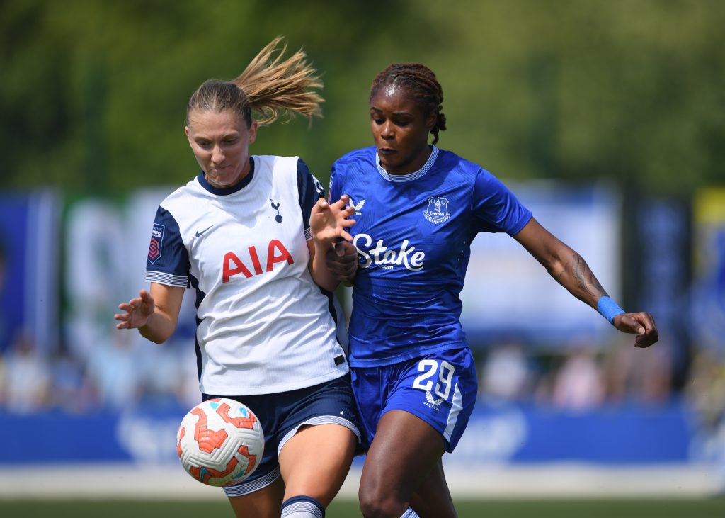‘We are going to step forward in leaps and bounds’ – Spurs defender Hunt previews new WSL season