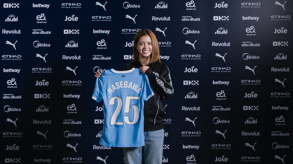 Manchester City midfielder Hasegawa signs new long-term deal