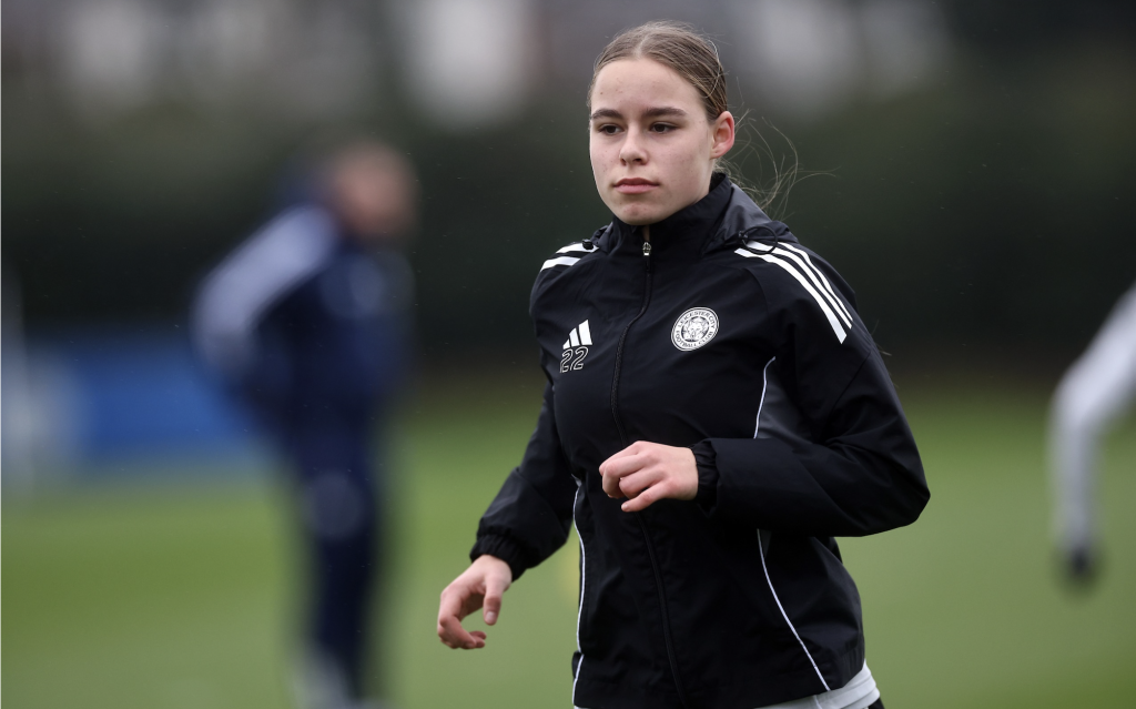 Ipswich Town sign Leicester City winger Las on loan