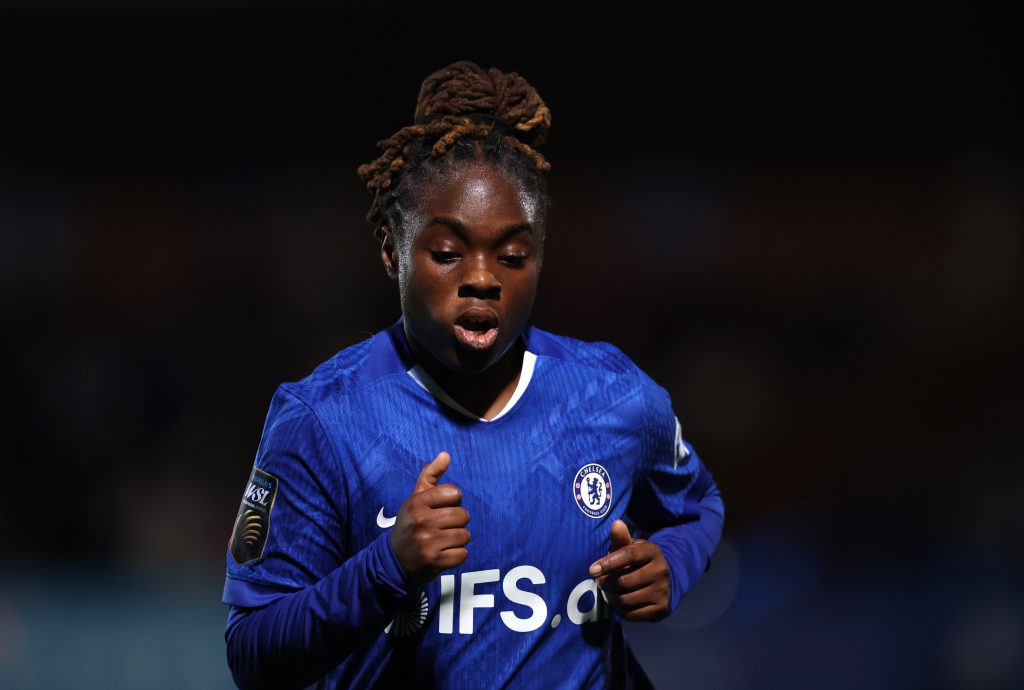 Chelsea wing-back Baltimore signs new deal