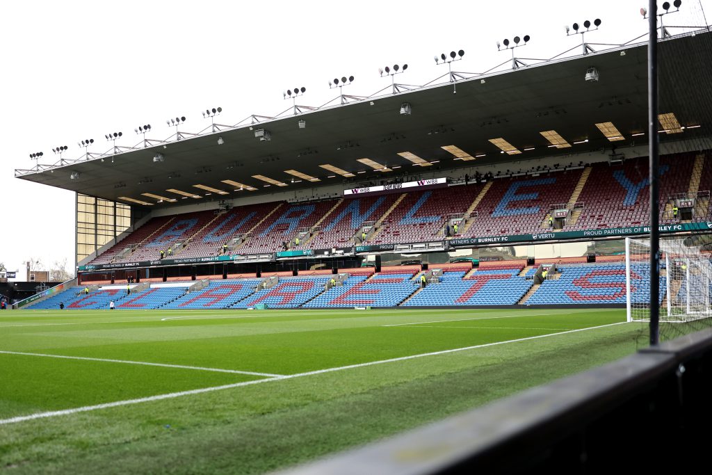Burnley sign AFC Bournemouth defender Hennessy