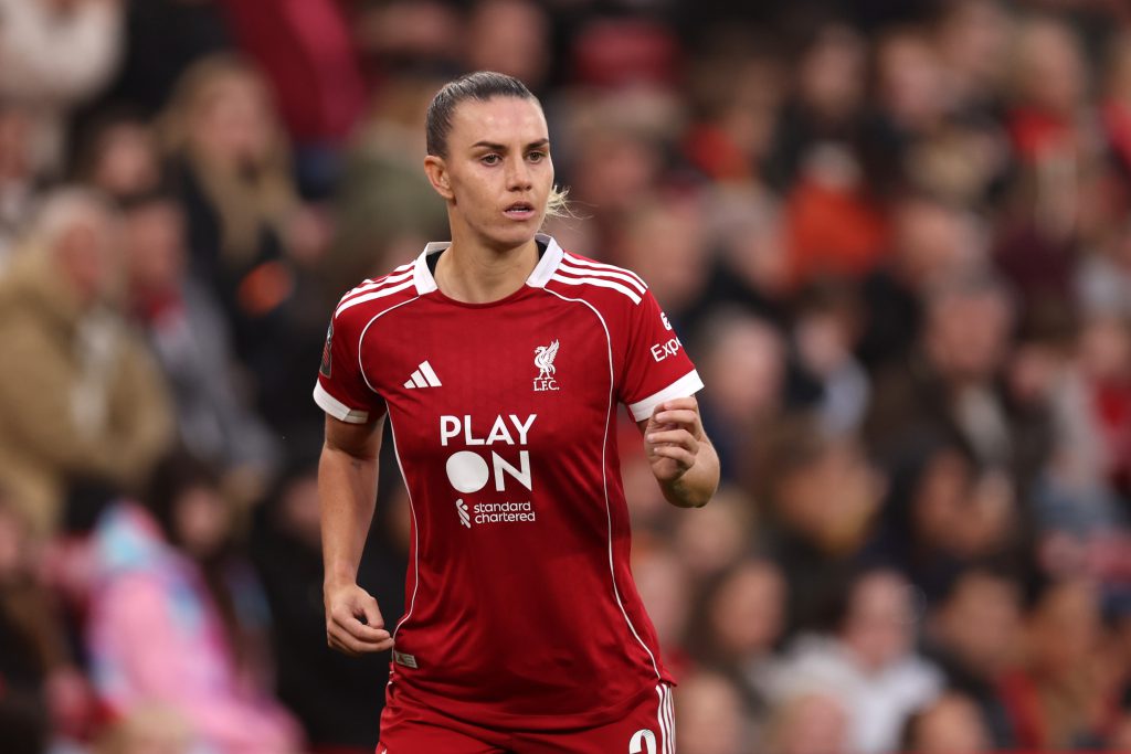 Newcastle United sign former Liverpool defender Evans